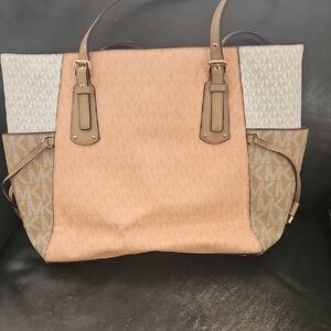 Michael Kors Beige and White Signature Tote